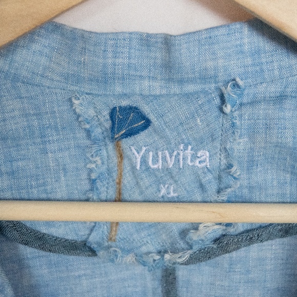 Linen Jacket - Picture 2 of 3